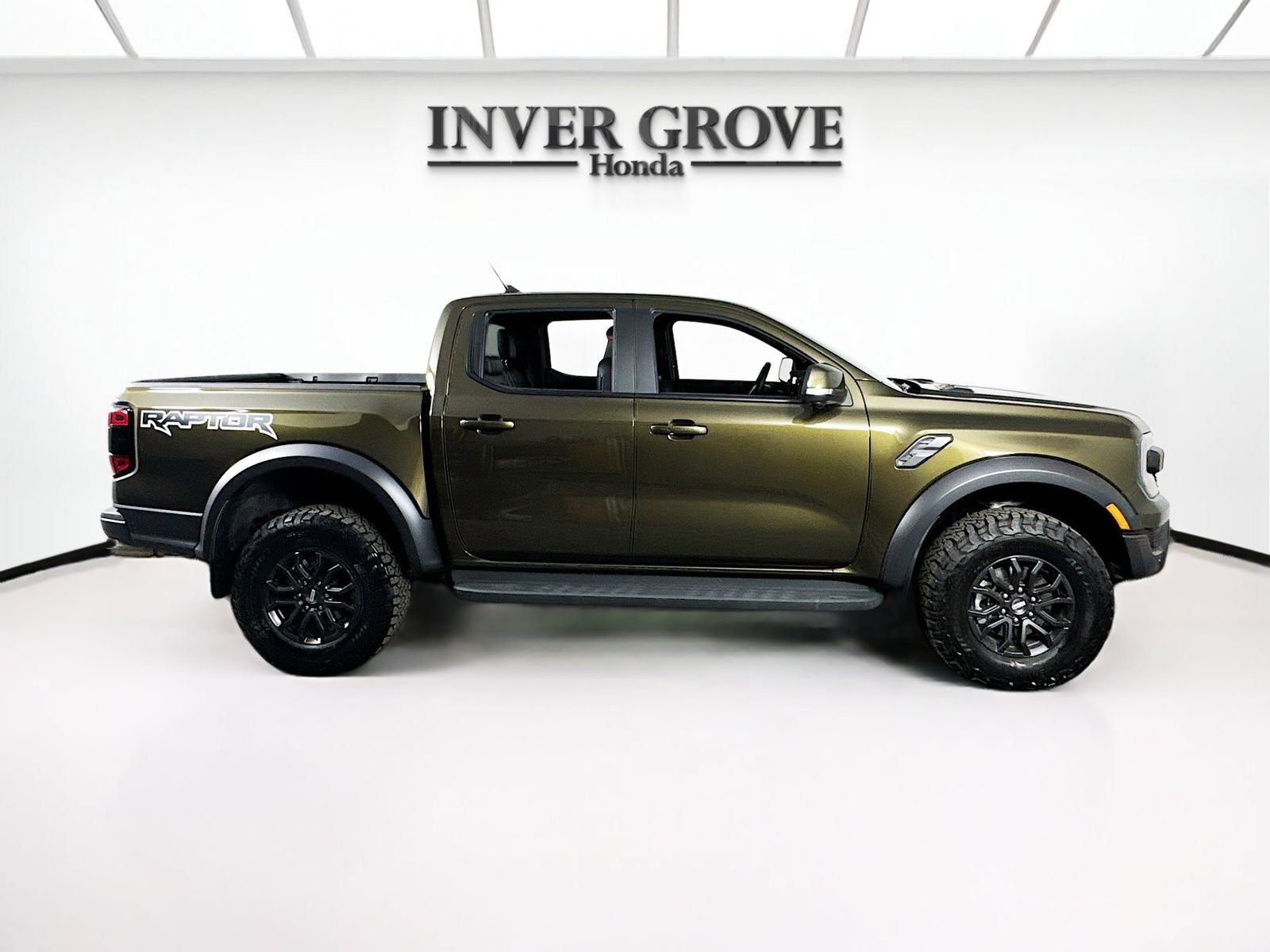 Used 2025 Ford Ranger Raptor image 4