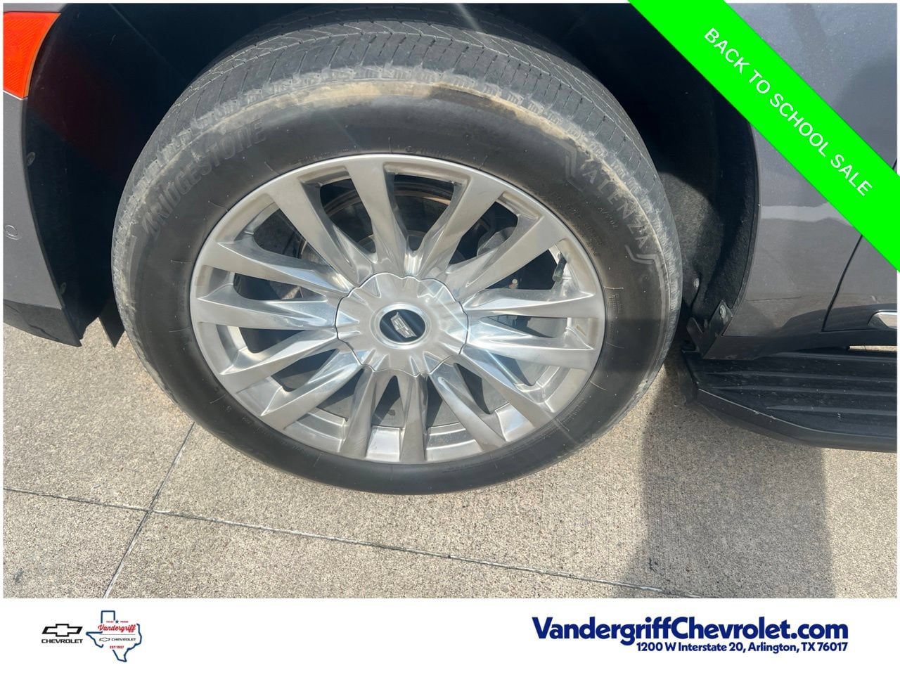 Used 2021 Cadillac Escalade ESV Premium Luxury AWD/4WD image 14