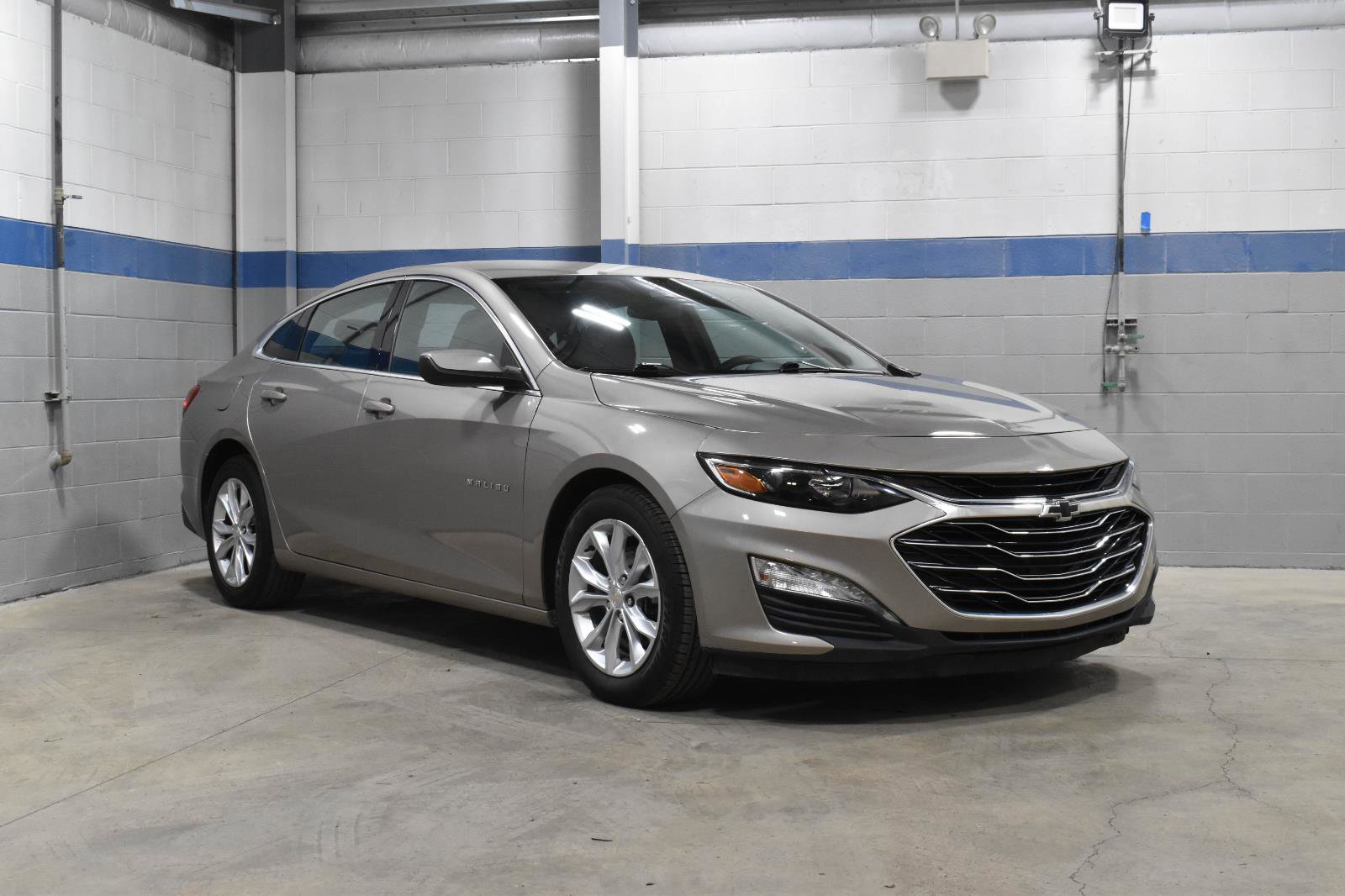 Used 2023 Chevrolet Malibu LT w/ Driver Confidence Package FWD image 30