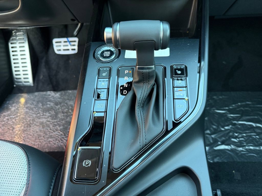 New 2025 Kia Niro SX Touring image 20