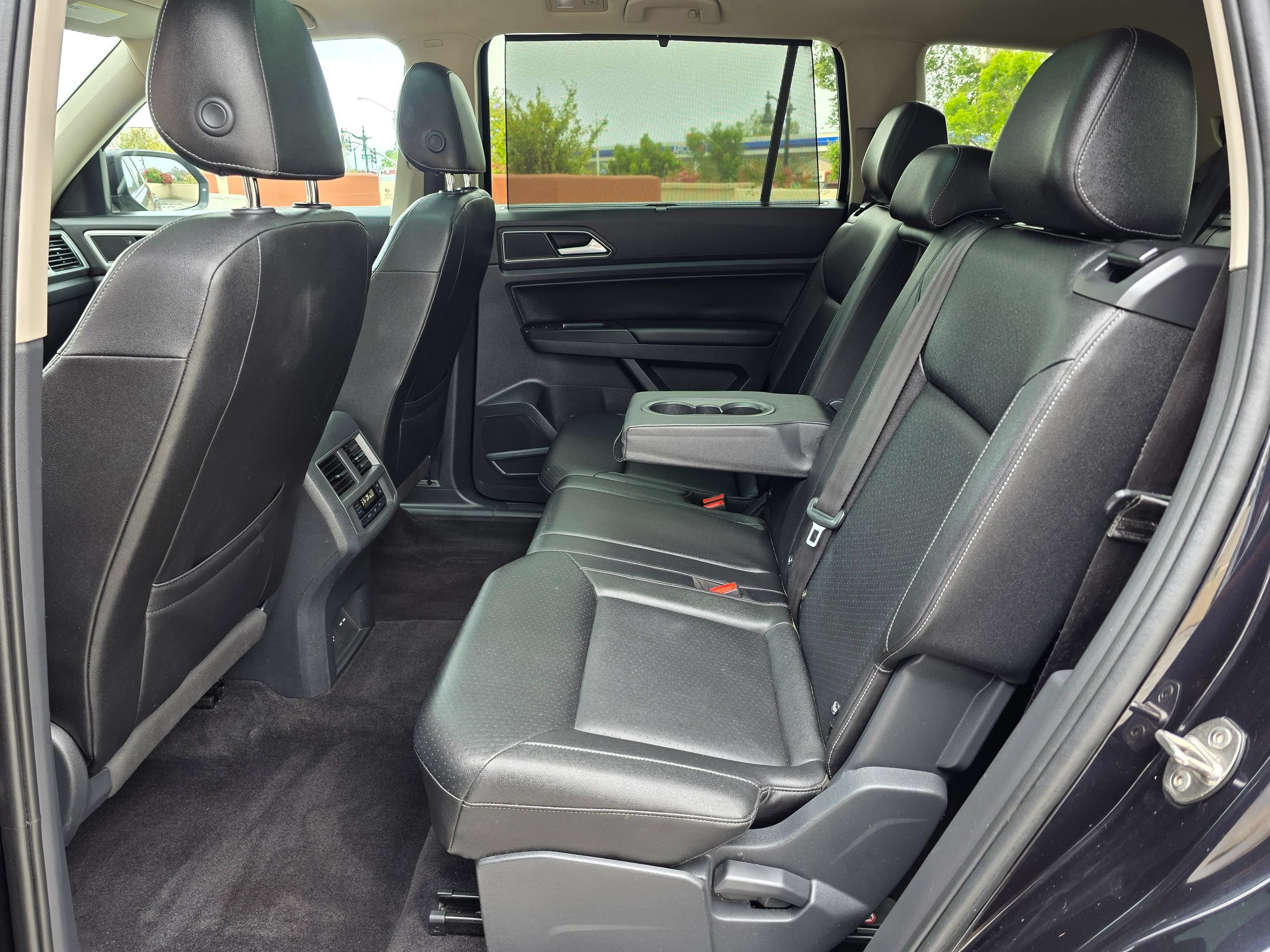 Used 2018 Volkswagen Atlas SEL FWD image 20