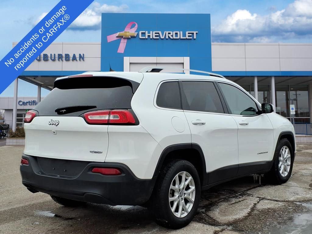 Used 2016 Jeep Cherokee Latitude w/ Cold Weather Group image 4