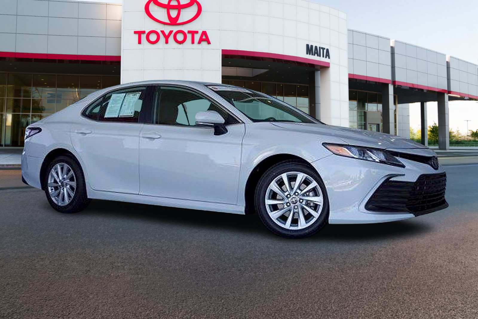 Certified 2024 Toyota Camry LE FWD image 4