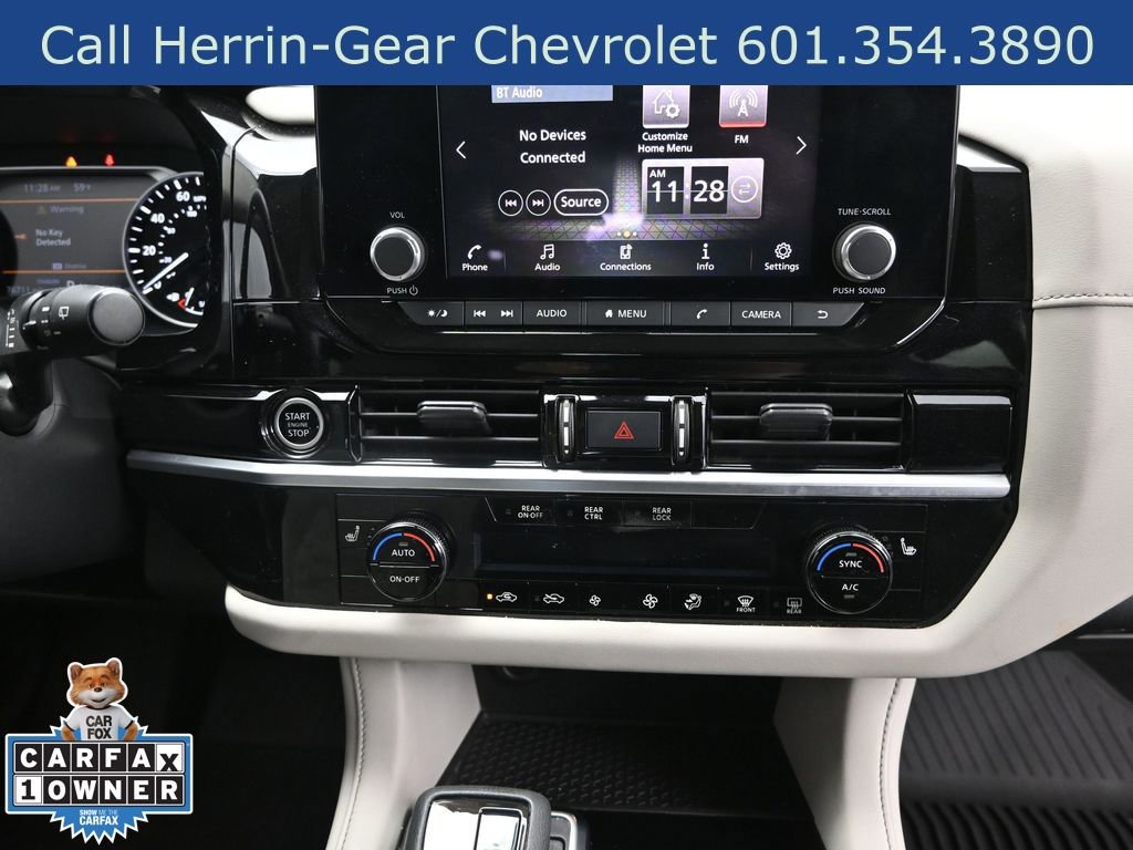 Used 2022 Nissan Pathfinder SV image 30