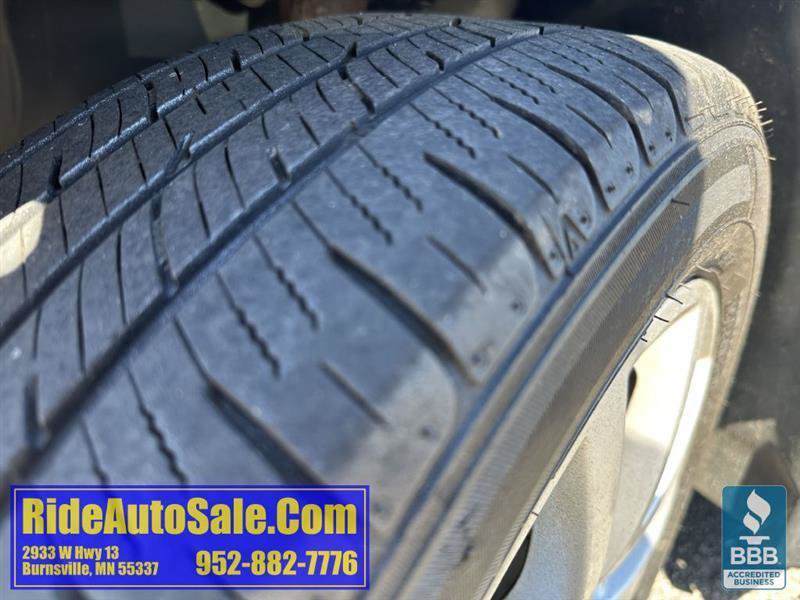 Used 2011 Volkswagen Jetta SE FWD image 24