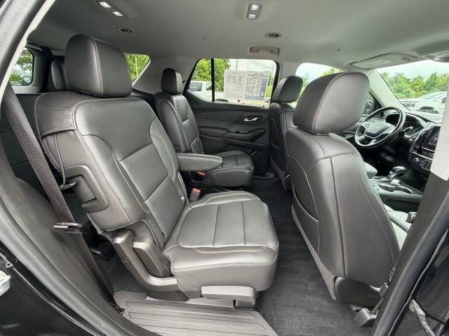 Used 2021 Chevrolet Traverse LT w/ LPO, Floor Liner Package AWD/4WD image 36
