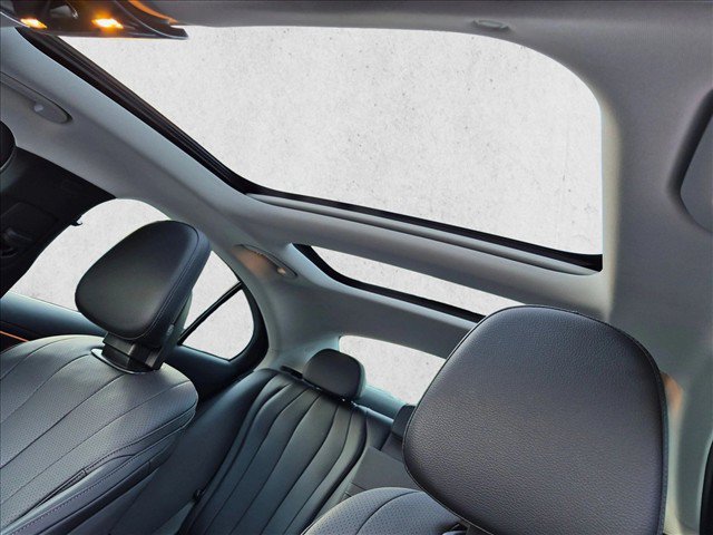Used 2025 Mercedes-Benz E 350 Sedan image 14