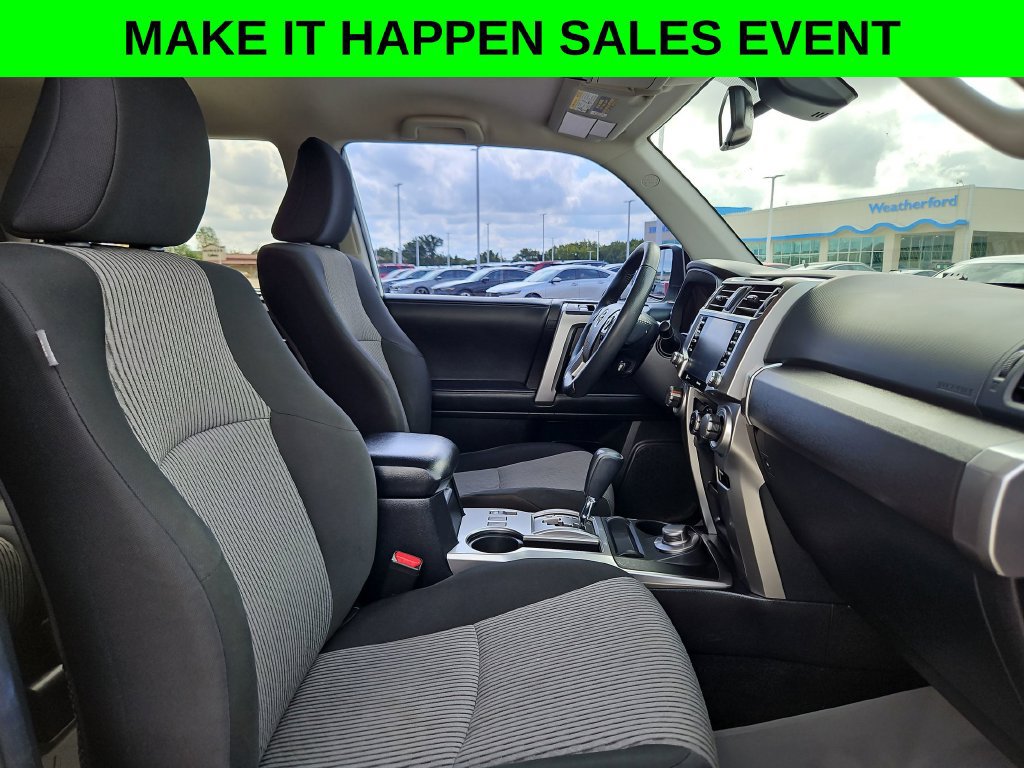 Used 2021 Toyota 4Runner SR5 AWD/4WD image 26