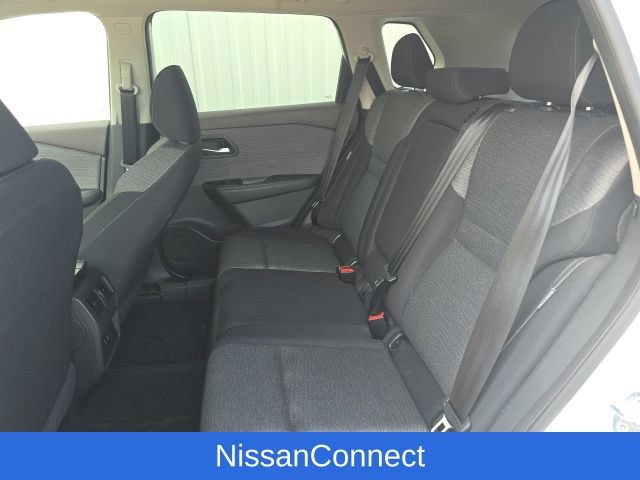 Used 2023 Nissan Rogue SV AWD/4WD image 10