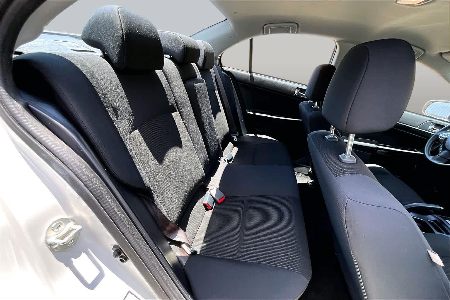 Used 2017 Mitsubishi Lancer ES FWD image 20