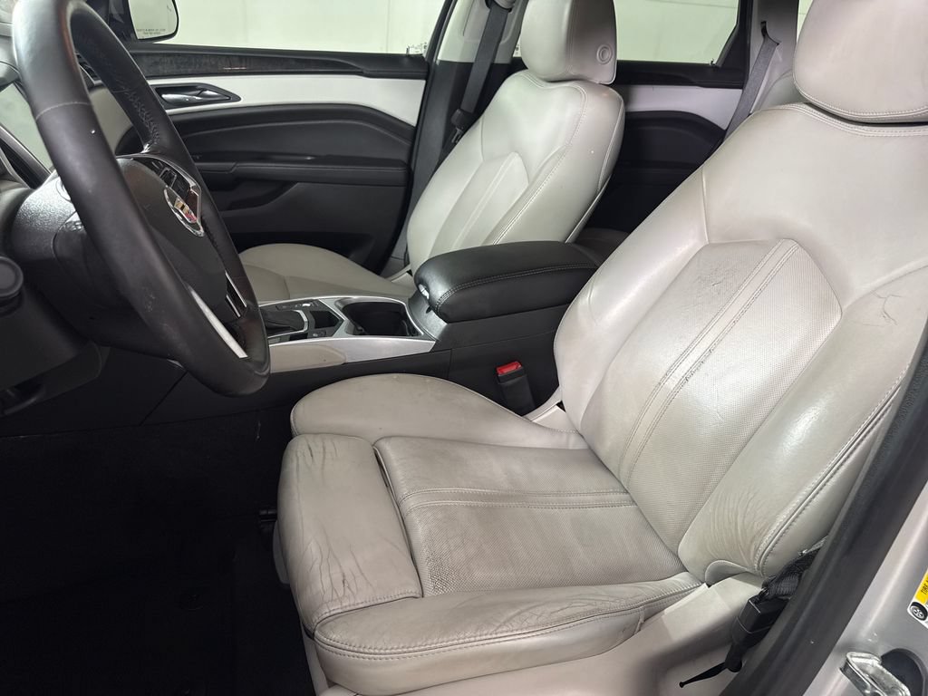 Used 2016 Cadillac SRX Luxury w/ Driver Awareness Package FWD image 11