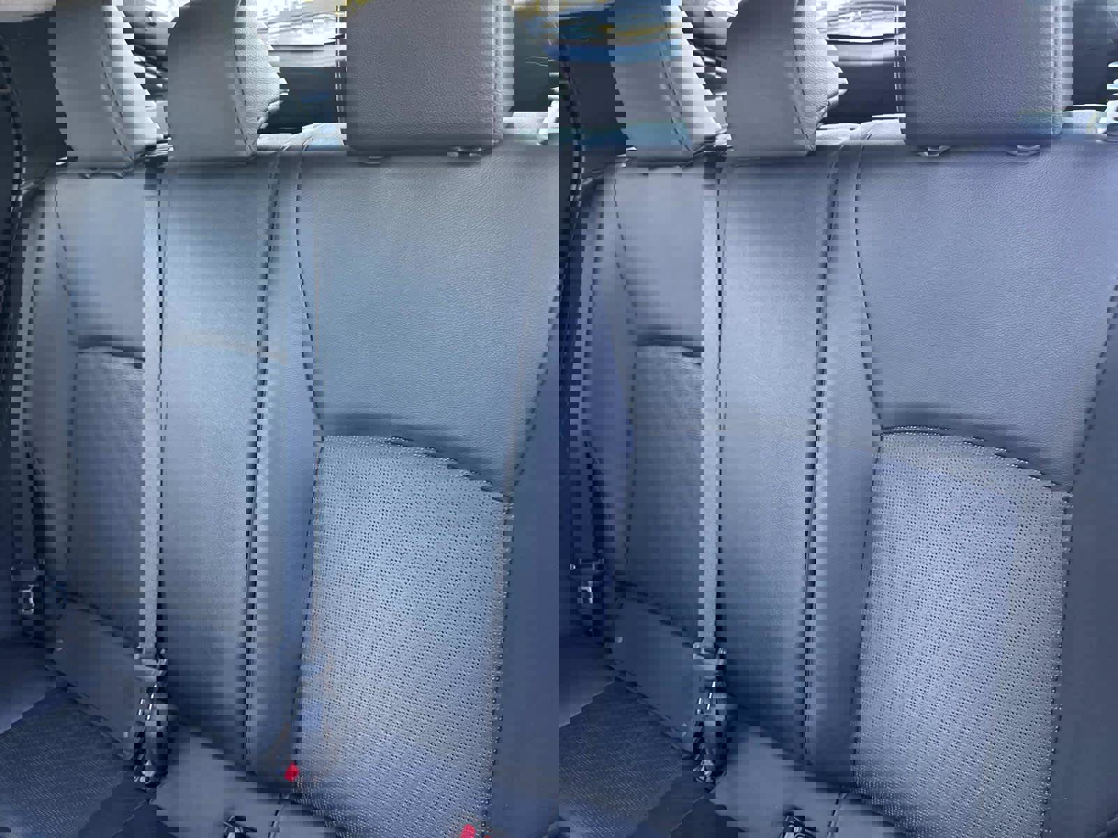 Used 2021 Toyota C-HR Limited image 13