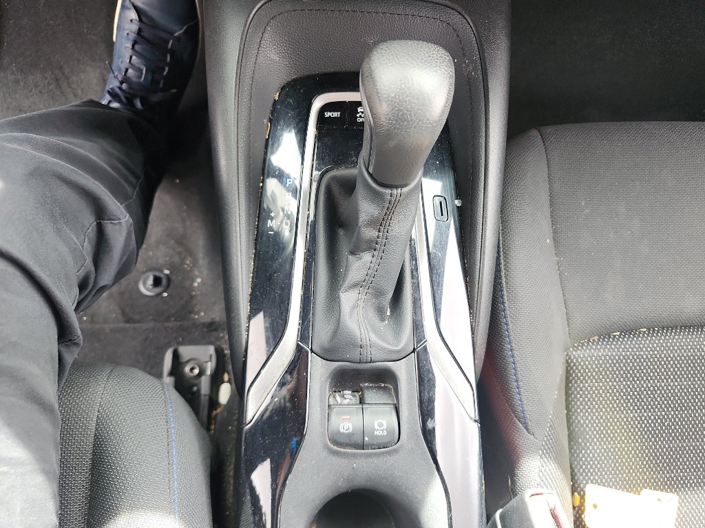 Used 2020 Toyota Corolla SE w/ SE Premium Package FWD image 27