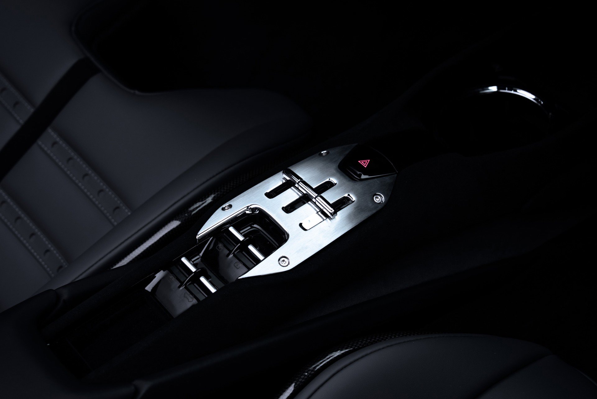 Used 2025 Ferrari 296 GTS RWD image 33