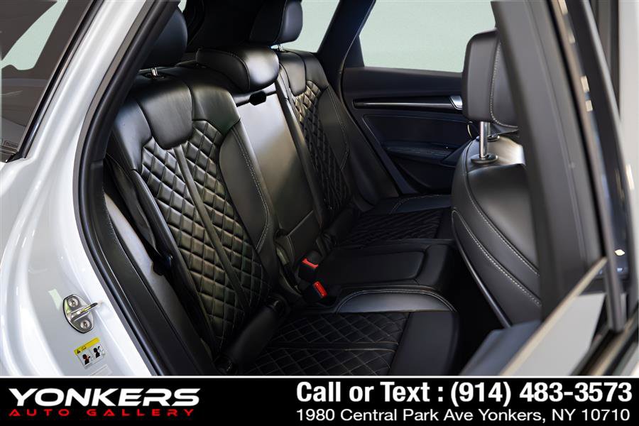 Used 2020 Audi SQ5 Premium Plus w/ Premium Plus Package image 26
