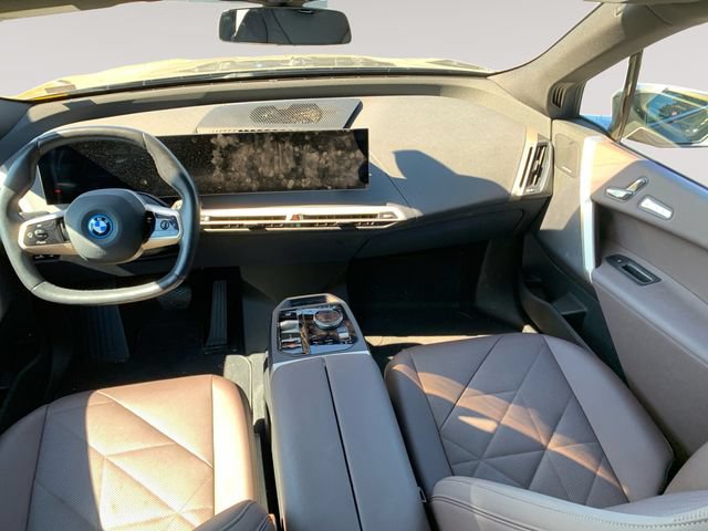 Certified 2024 BMW iX xDrive50 w/ Premium Package AWD/4WD image 10