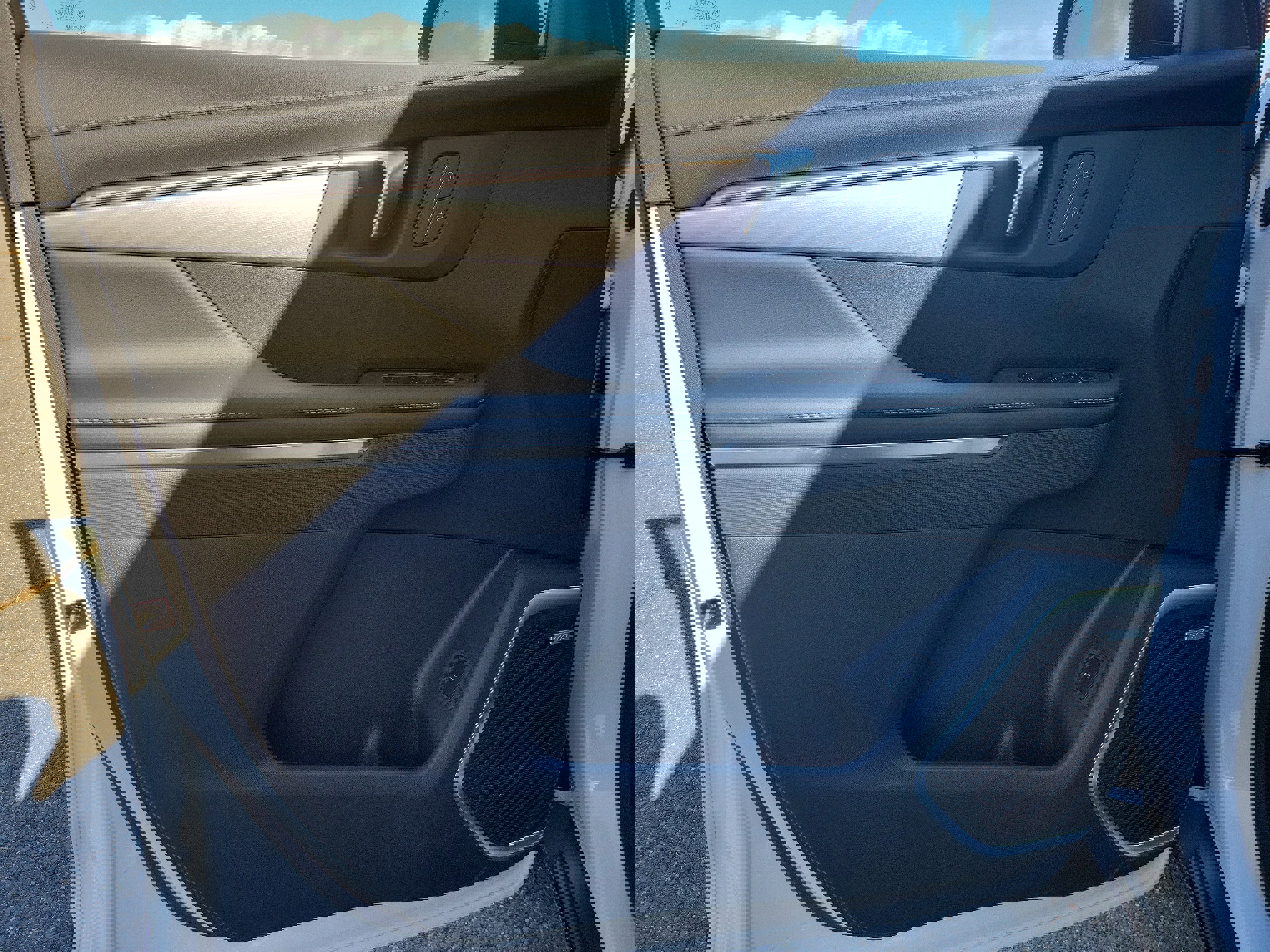 New 2026 Buick Enclave Preferred w/ LPO, Floor Liner Package image 15