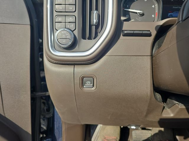 Used 2020 GMC Sierra 2500 Denali w/ Denali Ultimate Package image 25