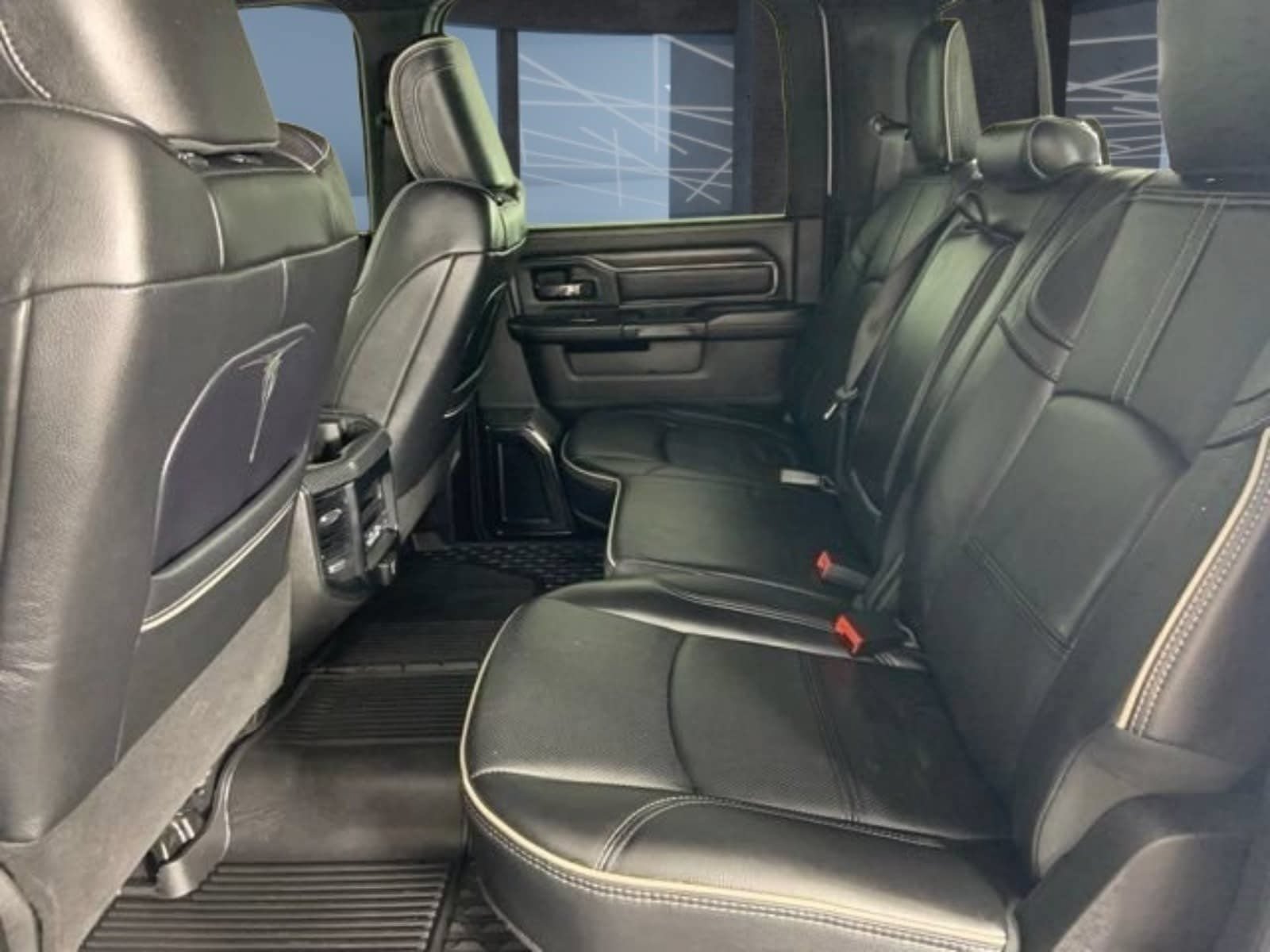 Used 2024 RAM 3500 Limited w/ Night Edition AWD/4WD image 21