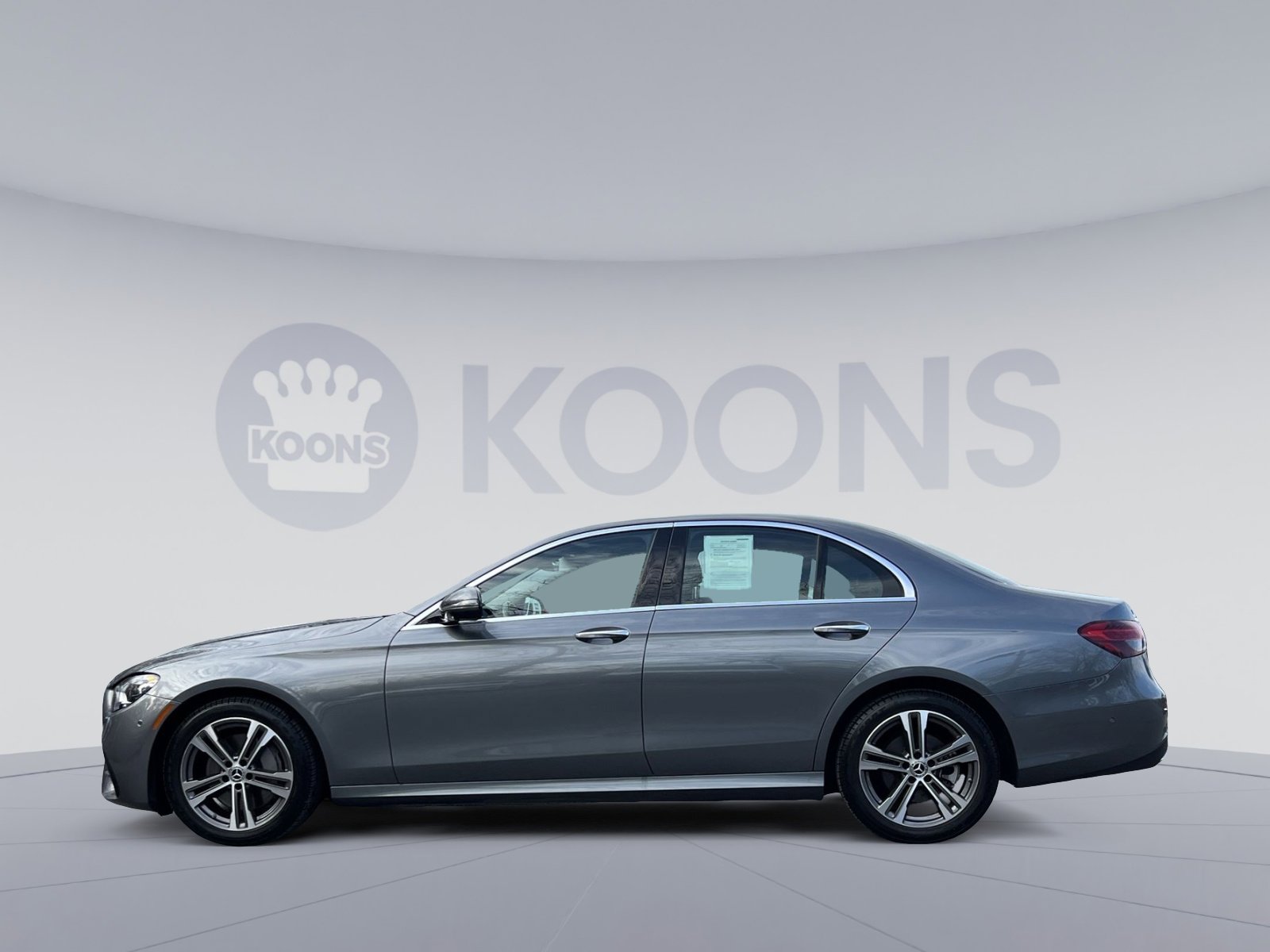 Certified 2023 Mercedes-Benz E 350 4MATIC Sedan w/ Premium Package image 2