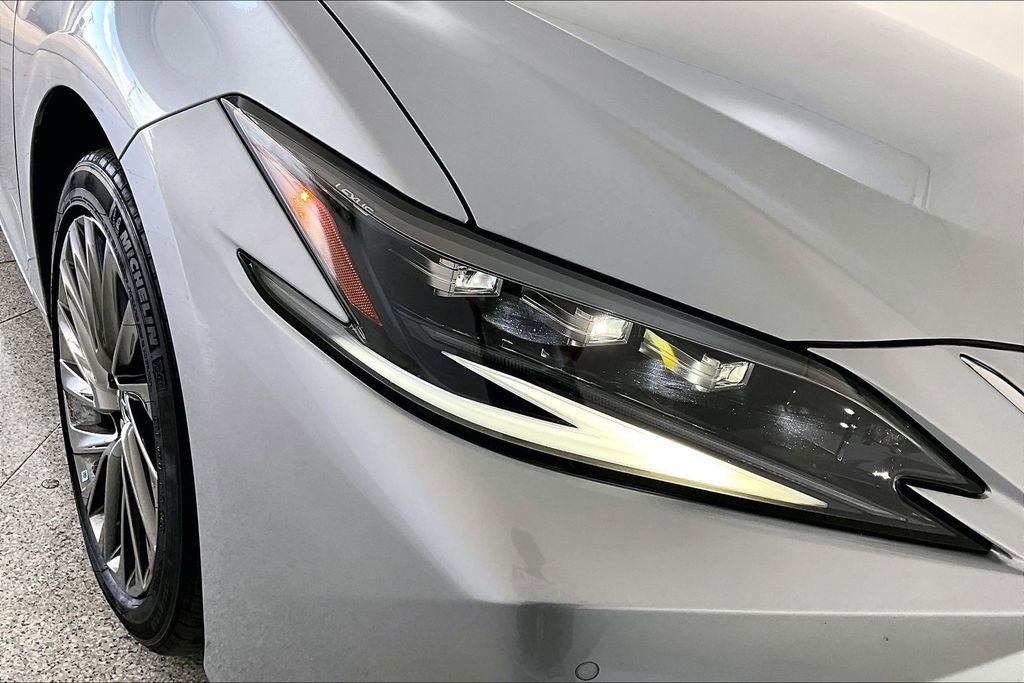 Used 2024 Lexus ES 350 Ultra Luxury image 38