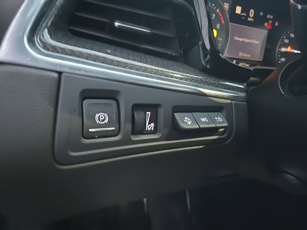 Certified 2024 Cadillac XT5 Sportv w/ Technology Package AWD/4WD image 33