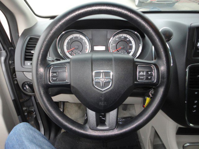 Used 2015 Dodge Grand Caravan SXT image 5