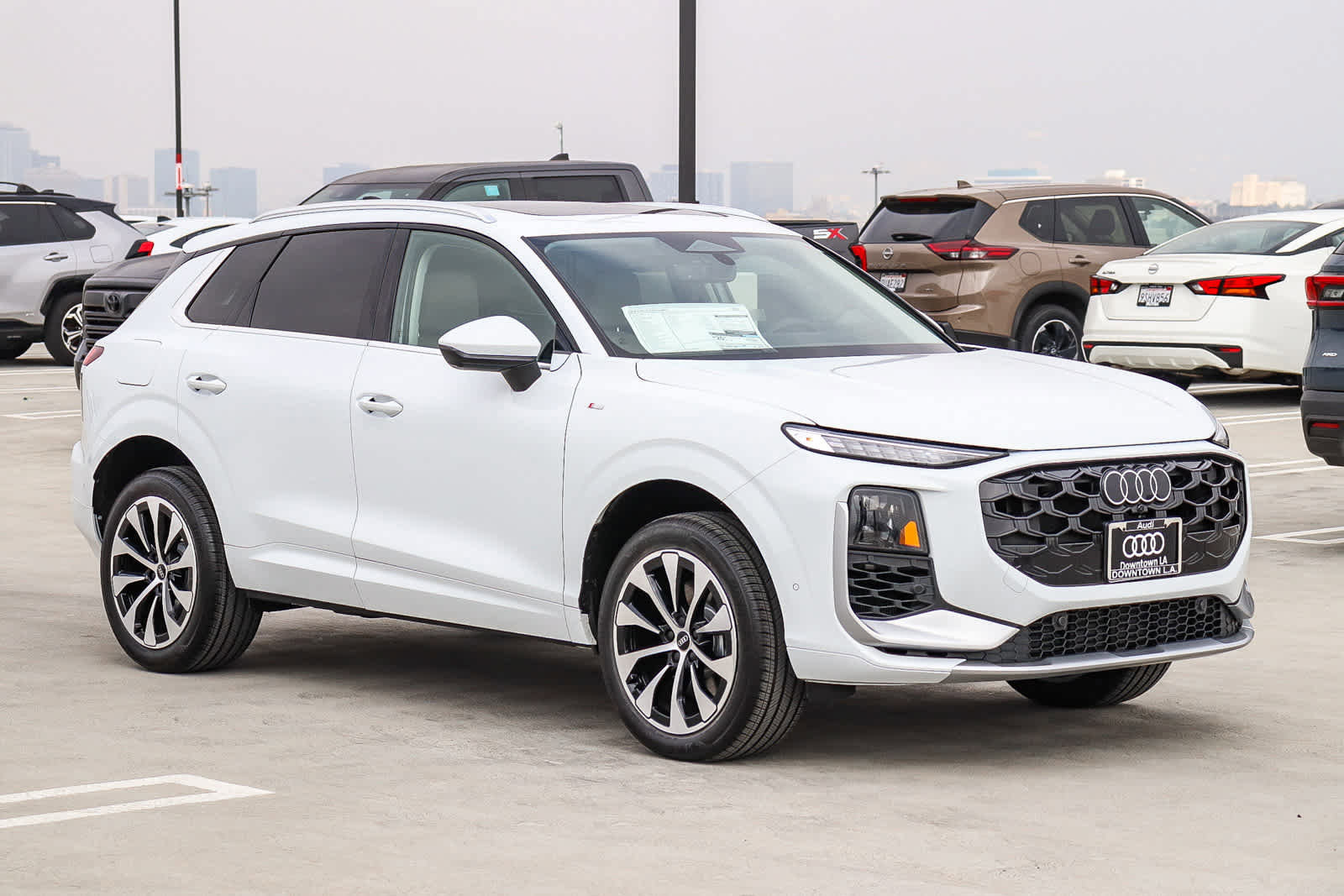 New 2026 Audi Q3 quattro 2.0T image 3