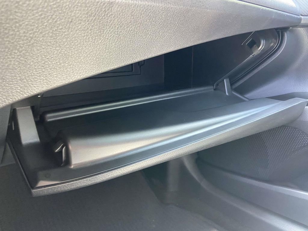Used 2025 Toyota Camry SE w/ Multimedia Upgrade Package FWD image 29