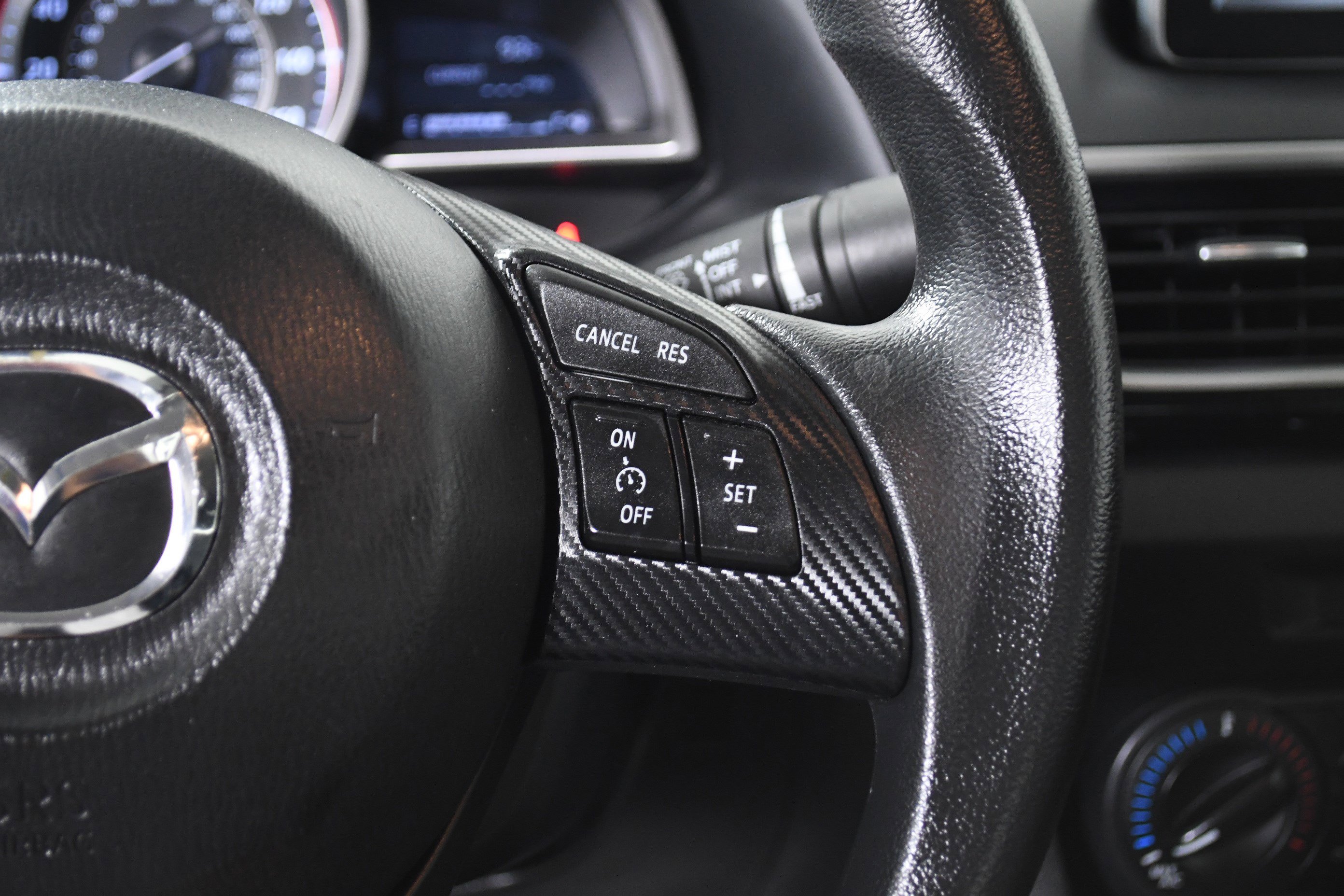 Used 2016 MAZDA MAZDA3 i Sport image 13