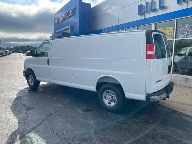 New 2025 Chevrolet Express 3500 Extended w/ Driver Convenience Package image 2
