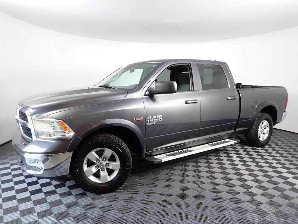 Used 2019 RAM 1500 Classic SLT w/ Protection Group AWD/4WD image 9