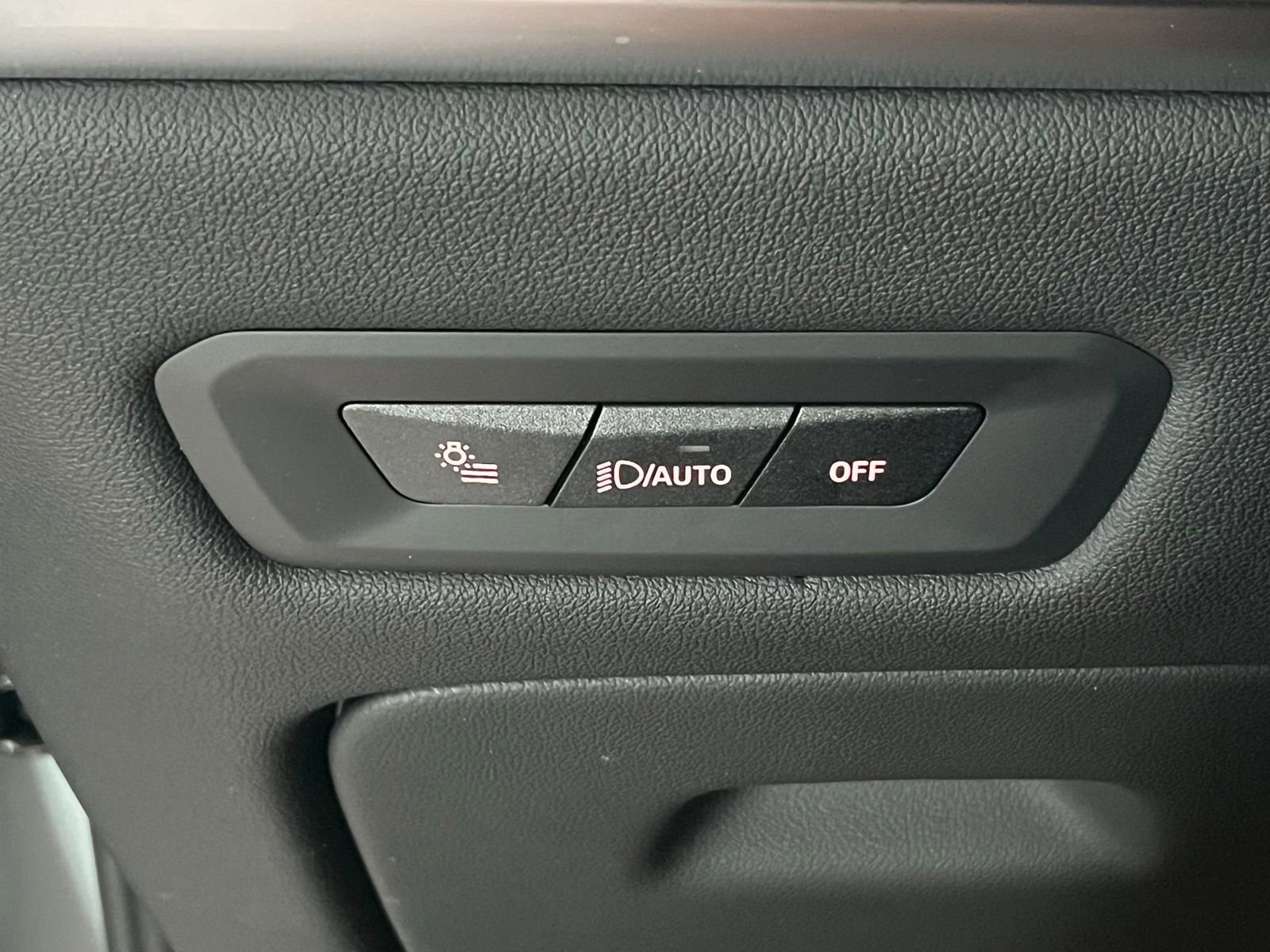 Used 2026 BMW X5 M60i w/ Climate Comfort Package AWD/4WD image 36