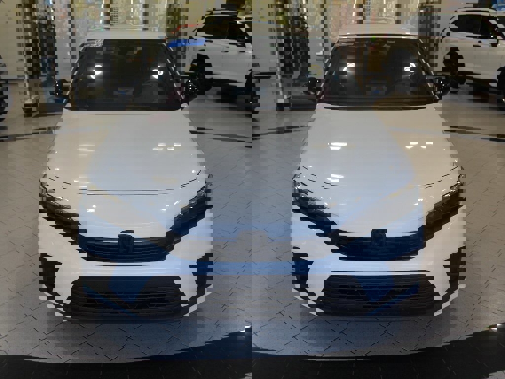 Used 2023 Honda Civic Sport image 2