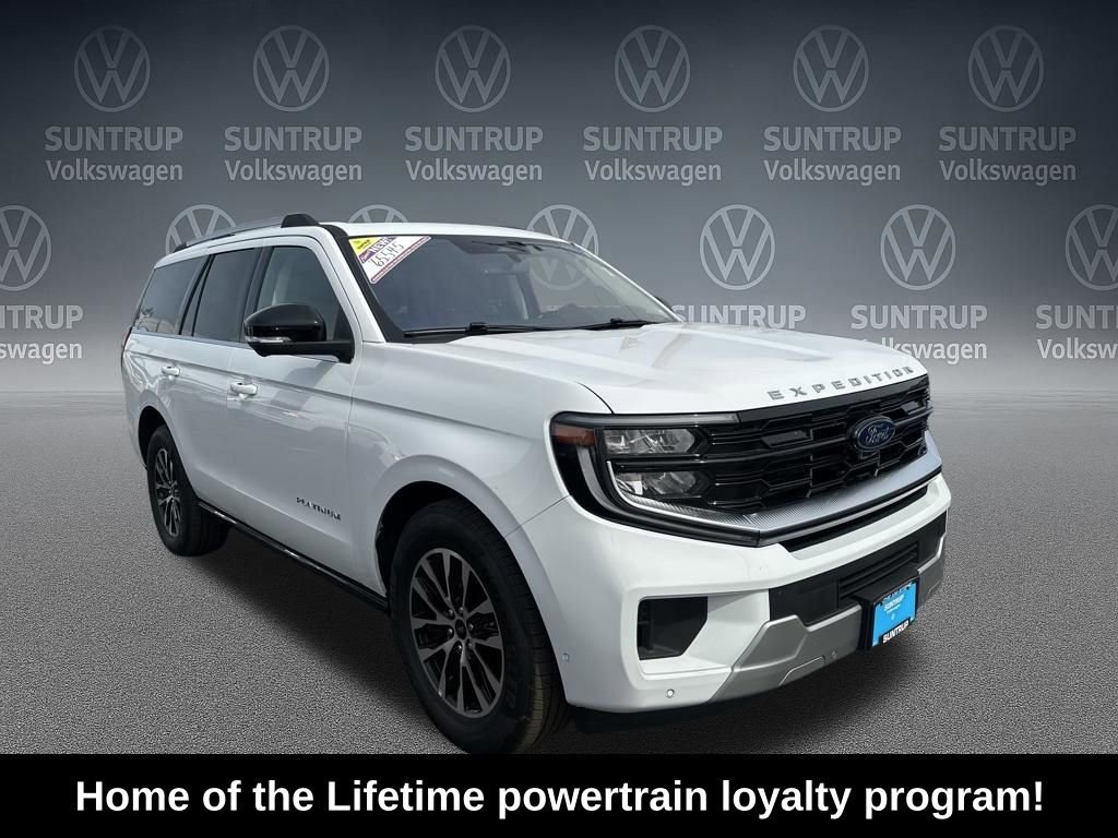 Used 2025 Ford Expedition Platinum image 7