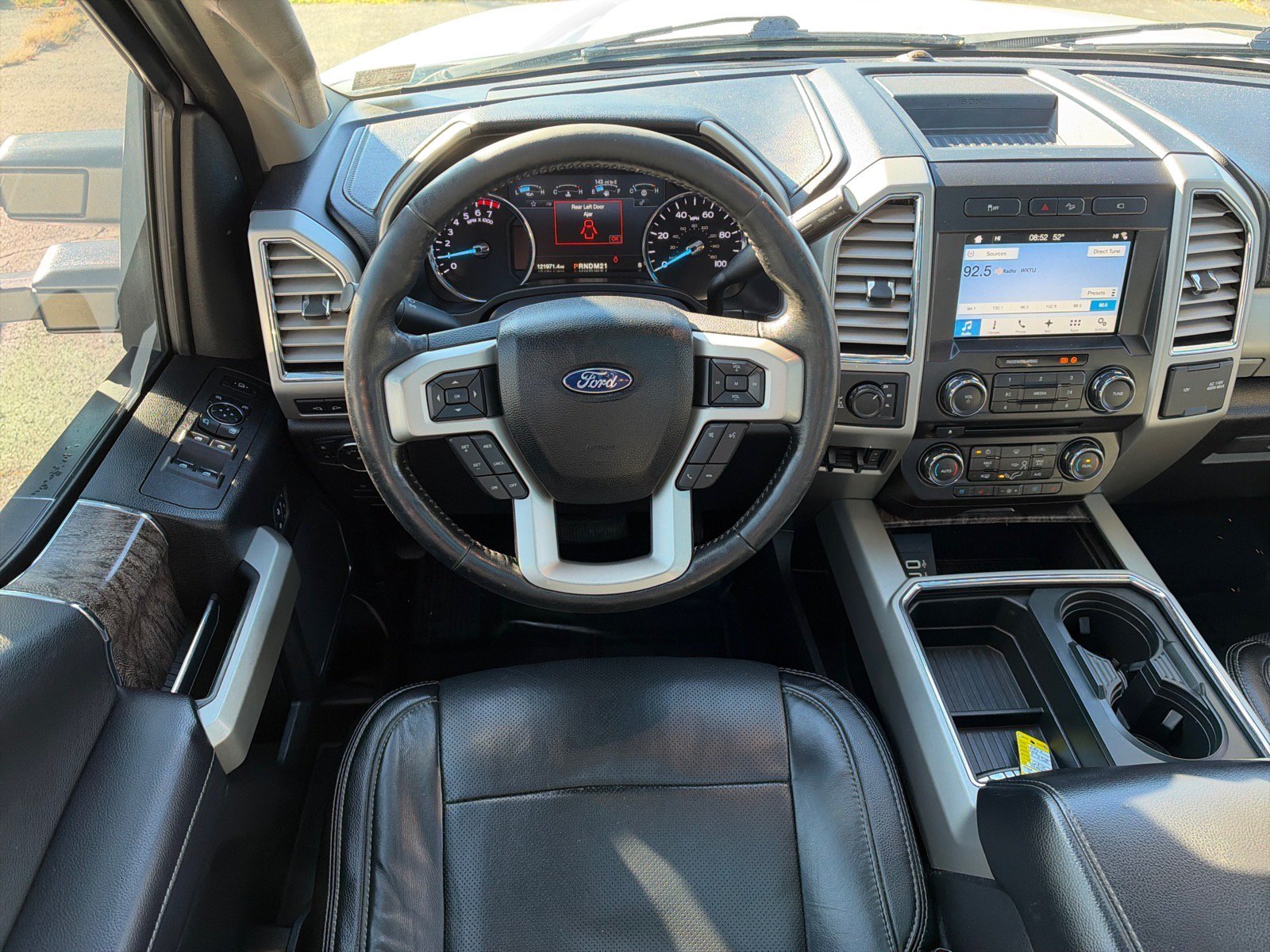 Used 2017 Ford F250 Lariat w/ Lariat Ultimate Package AWD/4WD image 2