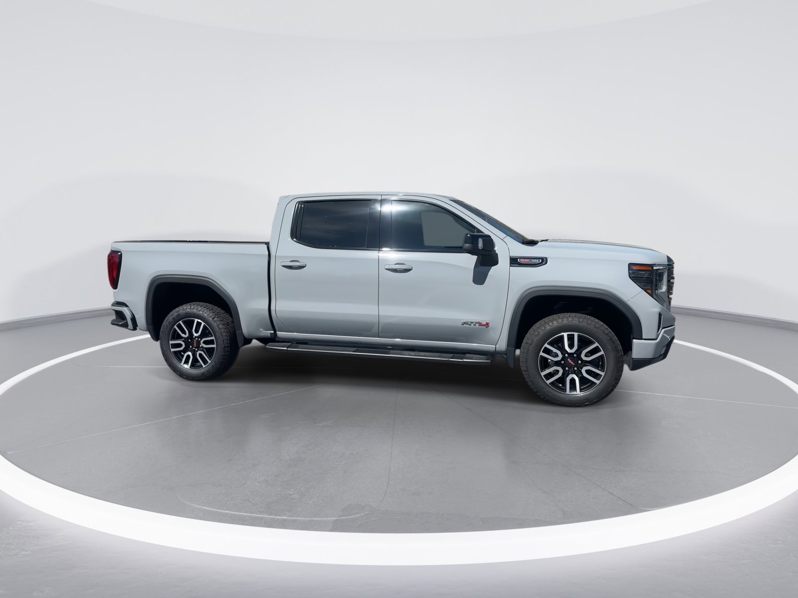 Used 2024 GMC Sierra 1500 AT4 w/ Technology Package image 10