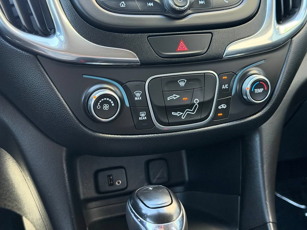 Used 2018 Chevrolet Equinox LT FWD image 14