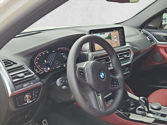 Used 2025 BMW X4 xDrive30i w/ Premium Package image 10