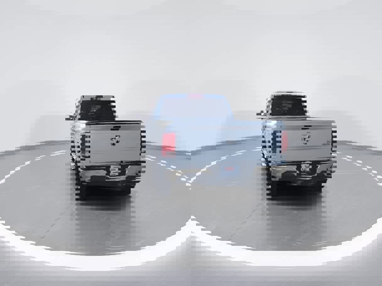 Used 2017 RAM 1500 Classic SLT image 7