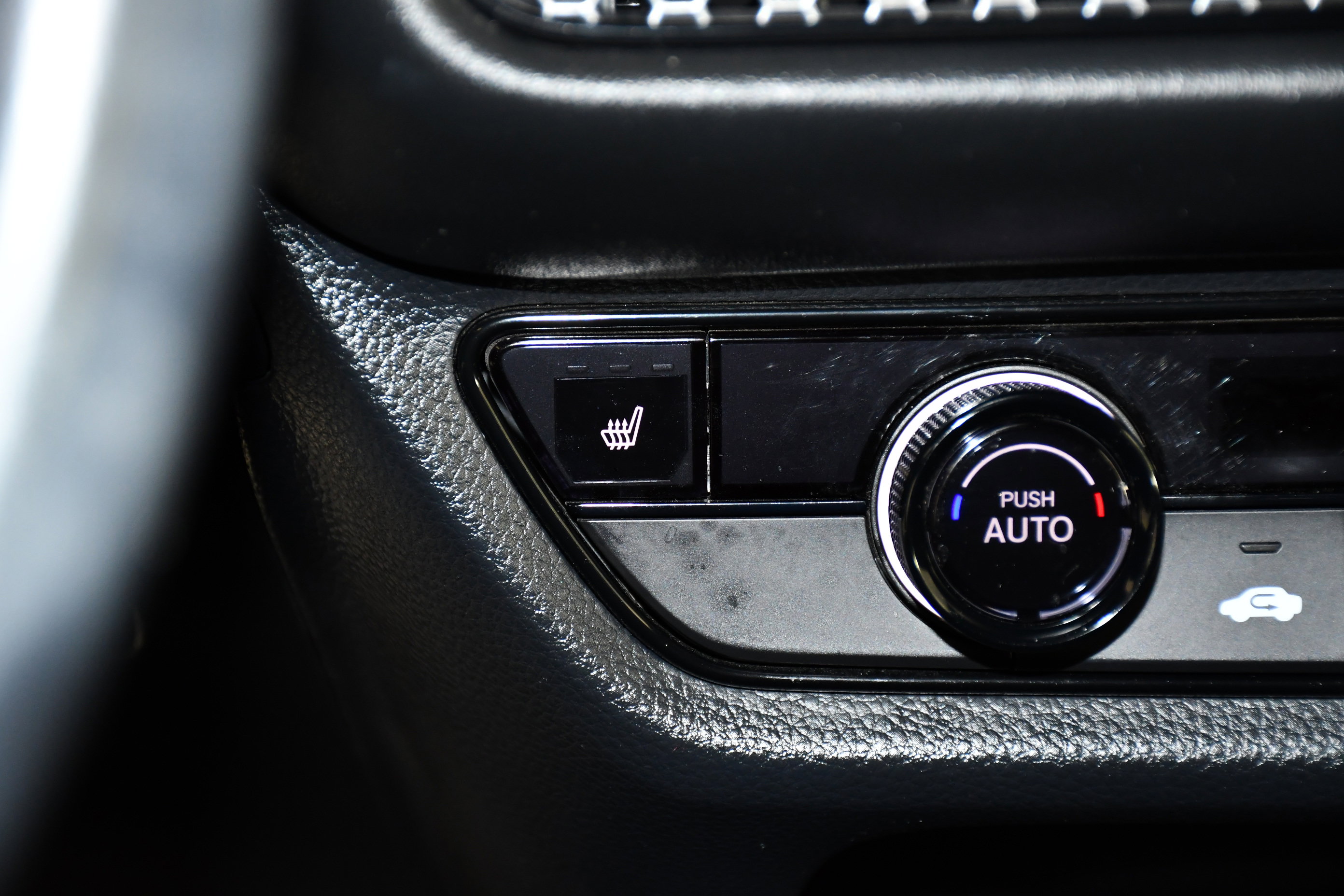 Certified 2024 Honda HR-V Sport image 29