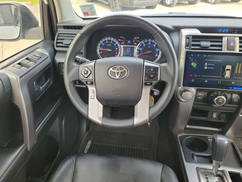 Used 2015 Toyota 4Runner SR5 RWD image 17