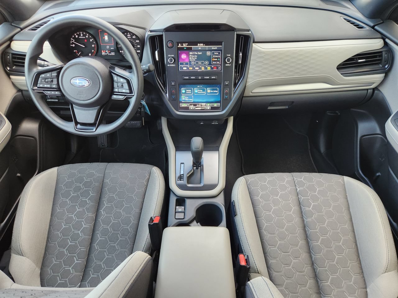 Used 2025 Subaru Forester AWD/4WD image 21