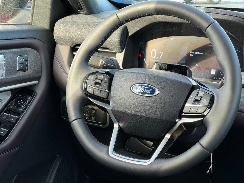 New 2026 Ford Explorer Platinum w/ LUX Leather Package image 9