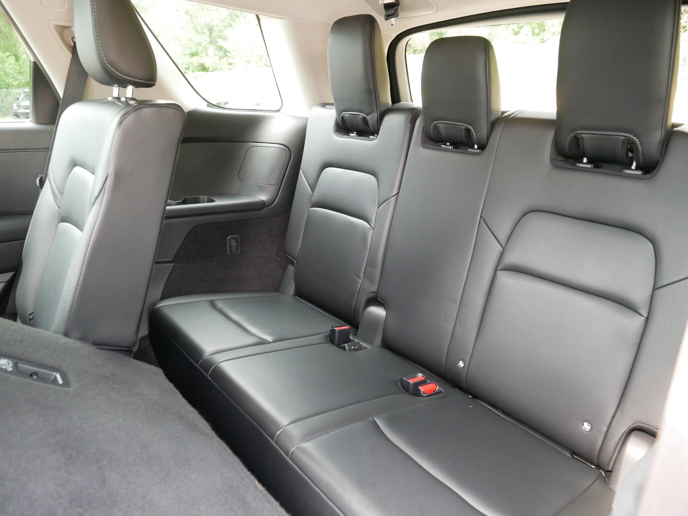 Certified 2024 Nissan Pathfinder SL AWD/4WD image 36