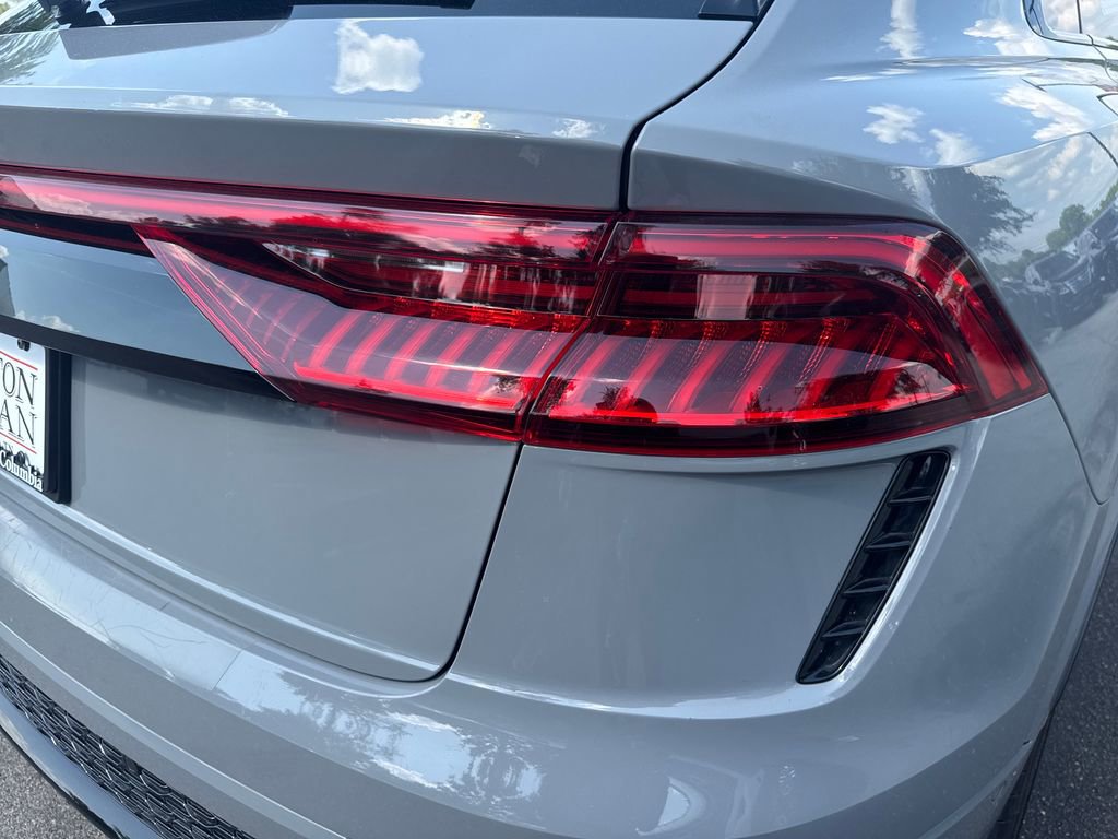 Used 2022 Audi RS Q8 AWD/4WD image 43