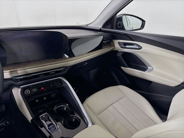 Certified 2025 Audi Q5 Premium w/ Convenience Package AWD/4WD image 21