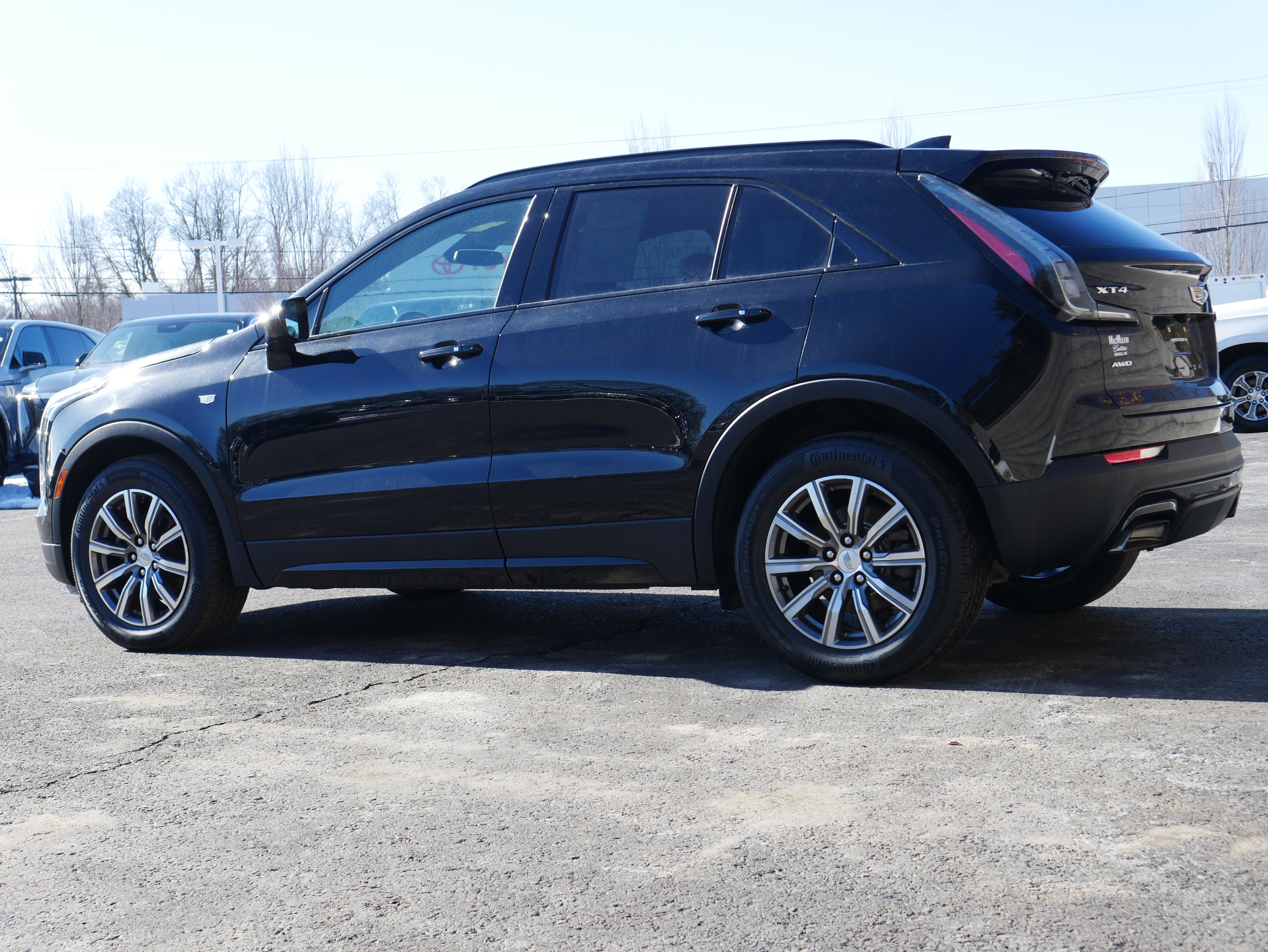 Certified 2019 Cadillac XT4 Sport w/ Cold Weather Package image 4