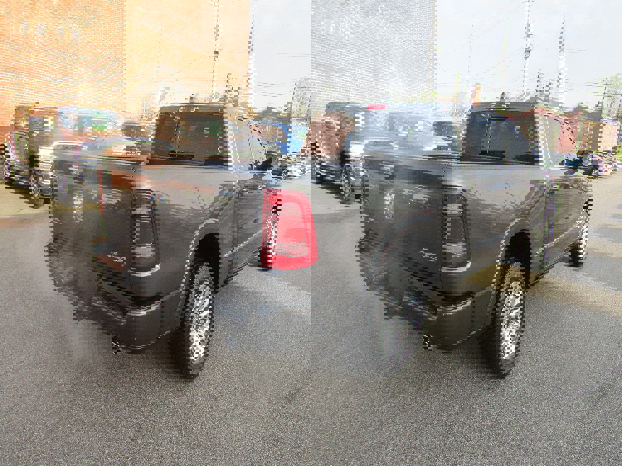 Used 2022 RAM 1500 Limited w/ Off Road Group image 3