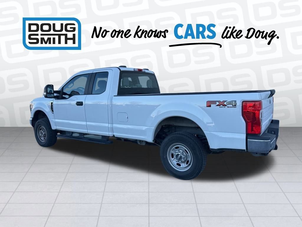 Used 2020 Ford F250 XL w/ Power Equipment Group image 4
